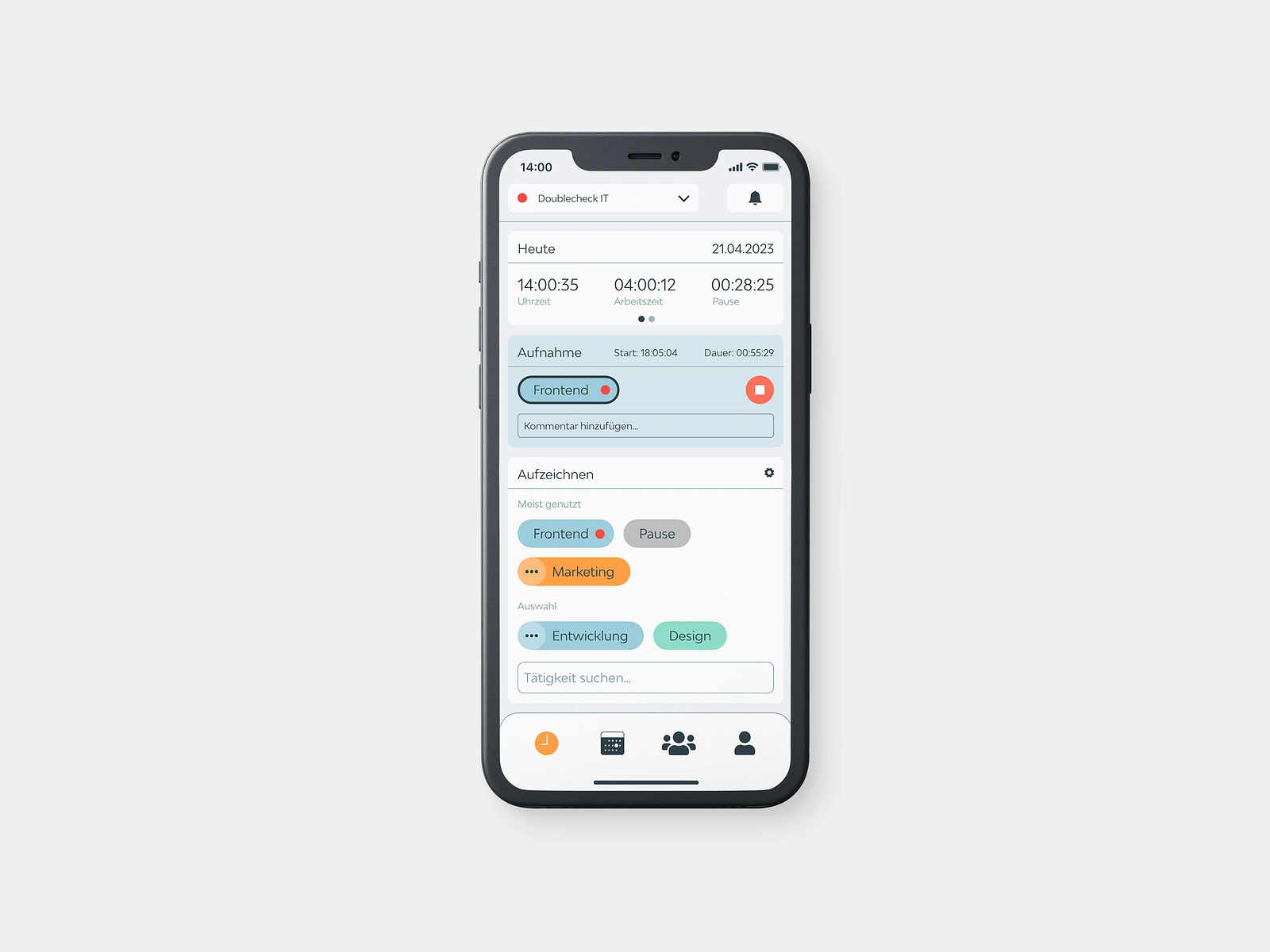 Benutzeroberfläche der TIIME Zeiterfassungs-App. Der Hauptbildschirm bietet eine Übersicht über die aktuelle Arbeits- und Pausenzeit und zeigt eine laufende Zeiterfassung für die Tätigkeit "Frontend". Nutzer können neue Tätigkeiten wie "Marketing", "Entwicklung" oder "Design" auswählen oder suchen, um die Aufzeichnung zu starten oder zu wechseln. Eine Navigationsleiste am unteren Rand ermöglicht den Zugriff auf weitere App-Bereiche.